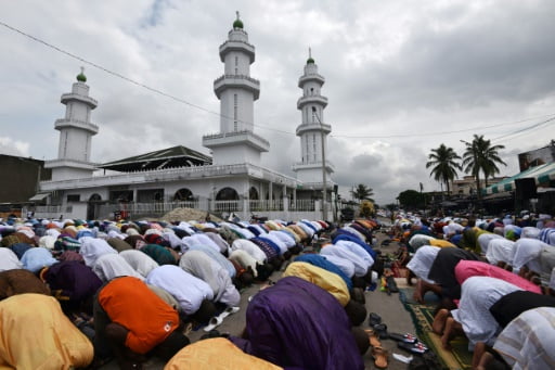 « FAKE-NEWS » IMAMS IN COTE D’IVOIRE CRIED OUT. « FAKE-NEWS » LES IMAMS DE COTE D’IVOIRE CRIAIENT.