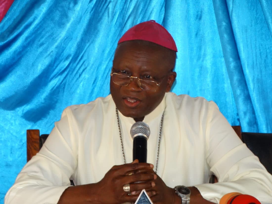 THE GOOD THAT COMES FROM THE CLOSING OF CHURCHES xxx LE BIEN QUI VIENT DE LA FERMETURE DES EGLISES