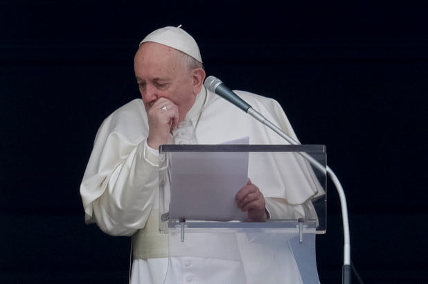 LE PAPE FRANCIS TESTE NÉGATIF UNE DEUXIÈME FOIS xxx POPE FRANCIS TESTS NEGATIVE A SECOND TIME xxx O PAPA FRANCISCO TESTOU NEGATIVAMENTE UMA SEGUNDA VEZ