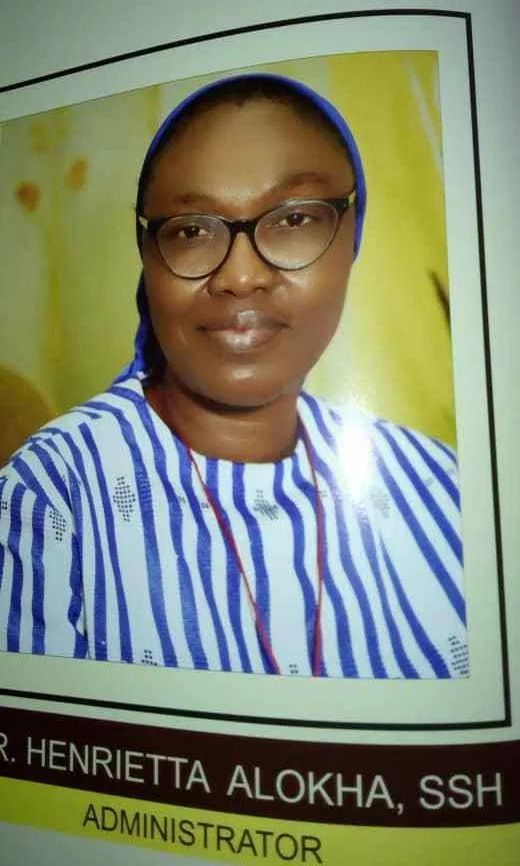 L’AIRFORCE NOMME UNE SALLE APRES LA MORT D’UNE RELIGIEUSE QUI A SAUVE D’AUTRES AU NIGERIA xxx FORÇA AÉREA NOMEIA SALÃO APÓS UMA FREIRA QUE MORREU SALVANDO OUTRAS PESSOAS NA NIGÉRIA xxx AIRFORCE NAMES HALL AFTER A NUN WHO DIED SAVING OTHERS IN NIGERIA