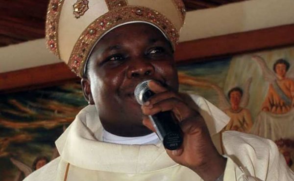 MOT D’ENCOURAGEMENT A L’OCCASION DE LA MESSE CHRISMALE PAR MGR BADEJO ESPOIR EN DIEU, JE LE LOUERAI TOUJOURS (PSAUME 42) XXX WORDS OF ENCOURAGEMENT ON CHRISM MASS BY BISHOP BADEJO HOPE IN GOD, I WILL PRAISE HIM STILL (PSALM 42)