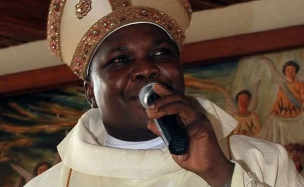 MOT D&rsquo;ENCOURAGEMENT A L&rsquo;OCCASION DE LA MESSE CHRISMALE PAR MGR BADEJO ESPOIR EN DIEU, JE LE LOUERAI TOUJOURS (PSAUME 42) XXX WORDS OF ENCOURAGEMENT ON CHRISM MASS BY BISHOP BADEJO HOPE IN GOD, I WILL PRAISE HIM STILL (PSALM 42)
