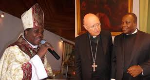 TRINDADE DOMINGO 2020: UM DEUS, AMOR, UM CORAÇÃO BISPO BADEJO FALA XXX DIMANCHE DE SAINTE TRINITE 2020: UN DIEU, UN AMOUR, UN CŒUR L’EVEQUE EMMANUEL BADEJO DECLARE XXX HOLY TRINITY SUNDAY 2020: ONE GOD, LOVE, ONE HEART BISHOP EMMANUEL BADEJO SPEAKS