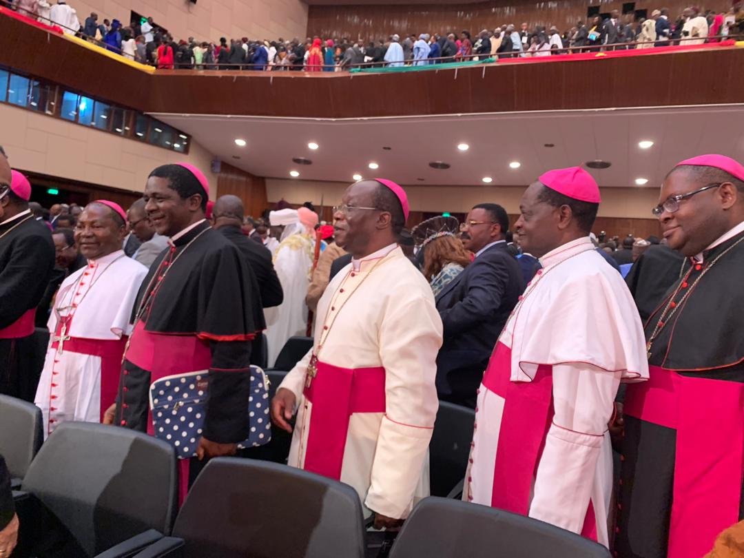 APPEL A LA PAIX DE L’ÉGLISE DU CAMEROUN AUX SEPARATISTES ET A L’ÉTAT XXX APELO DE PAZ DA IGREJA DOS CAMARÕES AOS SEPARATISTAS E AO ESTADO XXX PEACE APPEAL BY THE CHURCH IN CAMEROON TO THE SEPARATISTS AND THE STATE