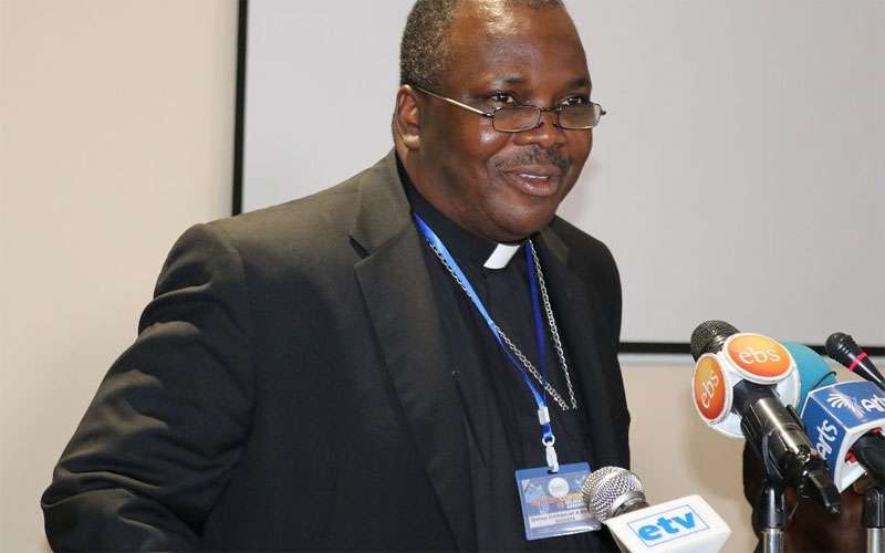 LES LOIS DU CAMA AU NIGERIA – L’ÉVÊQUE BADEJO S’INCLURE ! xxx AS LEIS DA CAMA NA NIGÉRIA – O BISHOP BADEJO CLAMA! xxx THE LAWS OF CAMA IN NIGERIA – BISHOP BADEJO CRIES OUT!