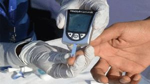 O TRATAMENTO COM CÉLULAS-TRONCO OFERECE UMA NOVA ESPERANÇA PARA OS DIABÉTICOS XXX LE TRAITEMENT PAR CELLULES SOUCHES OFFRE UN NOUVEL ESPOIR AUX DIABETIQUES XXX STEM CELL TREATMENT OFFERS NEW HOPE FOR DIABETICS