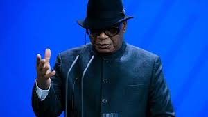 GOLPE MILITAR NO MALI FAZ COM QUE KEITA DEIXE O CARGO DE PRESIDENTE xxx UN COUP D’ÉTAT MILITAIRE AU MALI A FAIT DEMISSIONNER KEITA EN TANT QUE PRESIDENT xxx MILITARY COUP IN MALI HAS KEITA STEP DOWN AS PRESIDENT