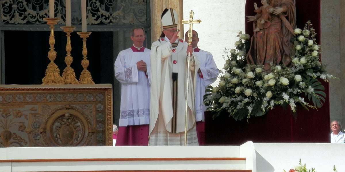 LE PAPE FRANÇOIS PROCLAME ENFIN L’ANNEE DE SAINT JOSEPH — PAPA FRANCISCO FINALMENTE PROCLAMA O ANO DE SÃO JOSÉ — POPE FRANCIS FINALLY PROCLAIMS YEAR OF ST. JOSEPH