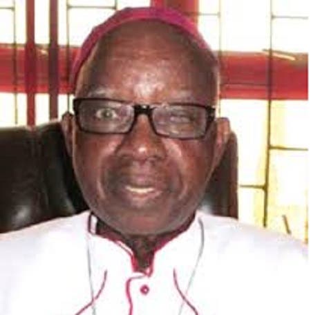 O ARCEBISPO EMÉRITO PETER YARIYOK JATAU DA NIGÉRIA É ENTERRADO —- L’ARCHEVEQUE EMERITE PETER YARIYOK JATAU DU NIGERIA EST ENTERRE —- ARCHBISHOP EMERITUS PETER YARIYOK JATAU OF NIGERIA BURIED