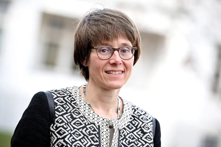 BEATE GILLES, PRIMEIRA SECRETÁRIA-GERAL DA CONFERÊNCIA EPISCOPAL ALEMÃ — BEATE GILLES, FIRST FEMALE SECRETARY-GENERAL OF THE GERMAN BISHOPS’ CONFERENCE — BEATE GILLES, PREMIERE FEMME SECRETAIRE GENERALE DE LA CONFERENCE EPISCOPALE ALLEMANDE