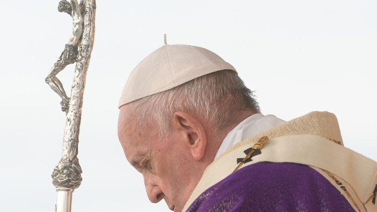 EU POSSO VER QUE A IGREJA NO IRAQUE ESTÁ VIVA « , PAPA FRANCISCO EM ERBILA —- JE PEUX VOIR QUE L’ÉGLISE EN IRAK EST VIVANTE », LE PAPE FRANÇOIS A ERBILA —- I CAN SEE THAT THE CHURCH IN IRAQ IS ALIVE, » POPE FRANCIS IN ERBILA