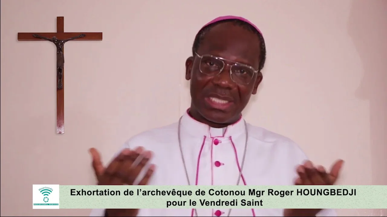 « JEUNES GENS, VOUS ETES LE PRESENT ET L&rsquo;AVENIR DE L&rsquo;ÉGLISE » “JOVENS, VOCÊS SÃO O PRESENTE E O FUTURO DA IGREJA” « YOUNG PEOPLE, YOU ARE THE PRESENT AND THE FUTURE OF THE CHURCH »