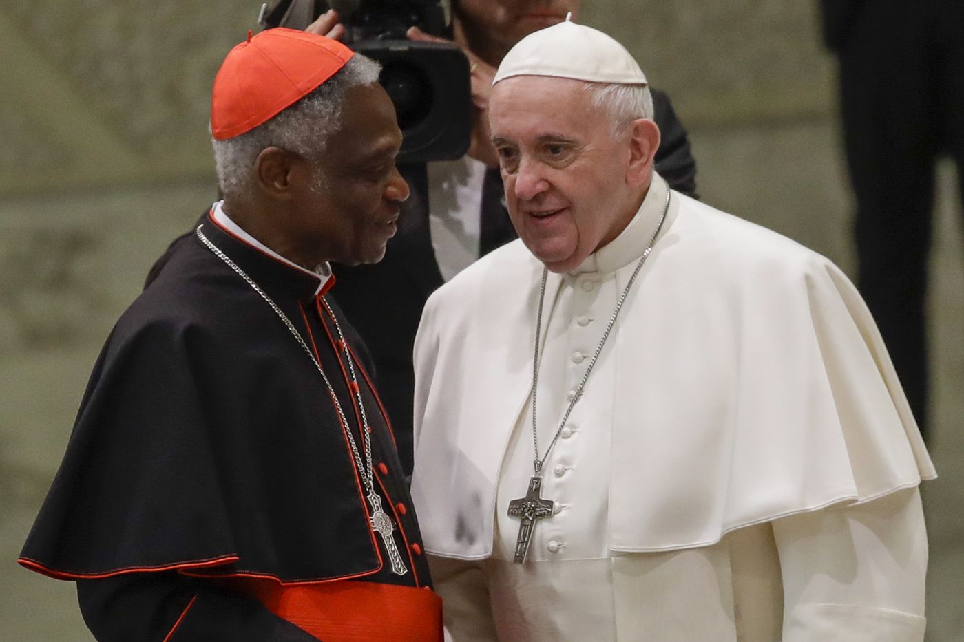 UN CARDINAL GHANEEN BASE AU VATICAN ENTEND ENTENDRE LE PAPE — CARDEAL GANENSE RADICADO NO VATICANO PENSA EM OUVIR O PAPA — VATICAN-BASED GHANAIAN CARDINAL WITS TO HEAR THE POPE