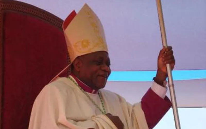 MORRE BISPO CATÓLICO CONGOLÊS, 68 ANOS APÓS RENUNCIAR —- DECES D’UN EVEQUE CATHOLIQUE CONGOLAIS A L’AGE DE 68 ANS APRES SA DEMISSION —- CONGOLESE CATHOLIC BISHOP DIES AGED 68 AFTER RESIGNATION
