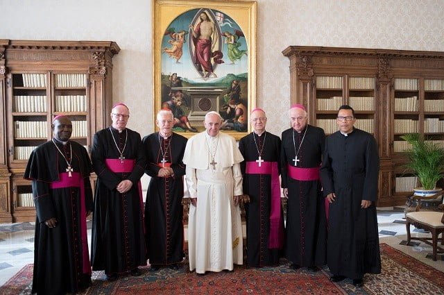 LA SYNODALITE ACTUELLE POURRAIT ETRE UN ANTIDOTE AU CLERICALISME, A DECLARE LE CARDINAL PIAT… A SINODALIDADE ATUAL PODE SER UM ANTÍDOTO AO CLERICALISMO, DISSE O CARDEAL PIAT… THE CURRENT SYNODALITY MAY BE AN ANTIDOTE TO CLERICALISM SAID CARDINAL PIAT.