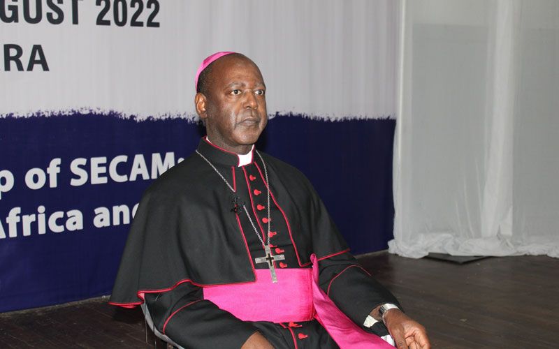 LES EVEQUES MOZAMBICAINS SALUENT LA REELECTION D’UN COLLEGUE A LA DIRECTION DU SCEAM — BISPOS MOÇAMBICANOS ELOGIAM REELEIÇÃO DE COLEGA DA LIDERANÇA DO SECAM — MOZAMBIQUAN BISHOPS LAUD RE-ELECTION OF COLLEAGUE TO SECAM LEADERSHIP
