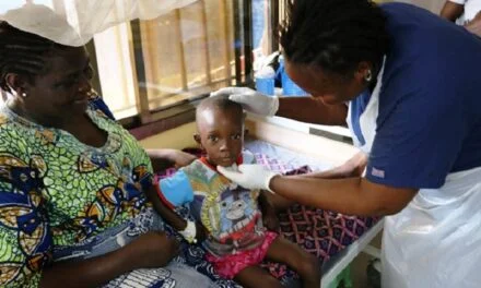 PROJETO DE CRIANÇAS DOENTES EM SERRA LEOA É CELEBRADO EM LONDRES —- LE PROJET DES ENFANTS MALADES EN SIERRA LEONE CELEBRE A LONDRES —- SICK CHILDREN PROJECT IN SIERRA LEONE CELEBRATED IN LONDON