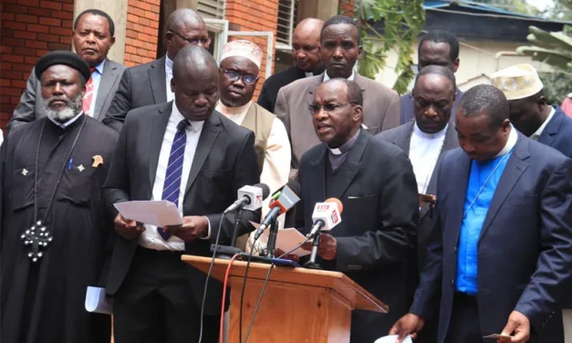 LES PAYS AFRICAINS APPELES A DEMANDER DES COMPTES A LEURS DIRIGEANTS — PAÍSES AFRICANOS CHAMADOS A RESPONSABILIZAR OS SEUS LÍDERES —- AFRICAN COUNTRIES CALLED TO HOLD THEIR LEADERS ACCOUNTABLE