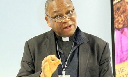 LE CARDINAL ONAIYEKAN TIRE LA SONNETTE D’ALARME SUR L’INCOMPETENCE DES DIRIGEANTS NIGERIANS —- CARDEAL ONAIYEKAN ALERTA SOBRE A INÉPCIA DOS LÍDERES DA NIGÉRIA —- CARDINAL ONAIYEKAN RAISES ALARM ON THE INEPTITUDE OF NIGERIA LEADERS
