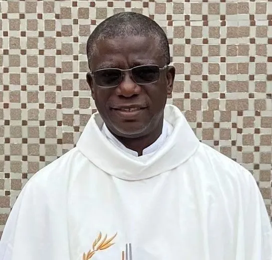 DEUX PRETRES RECOWA-CERAO NOMMES EVEQUES —– DOIS PADRES DA RECOWA-CERAO SÃO NOMEADOS BISPOS —- TWO RECOWA-CERAO PRIESTS APPOINTED BISHOP