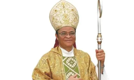 O ARCEBISPO UGORJI ADVERTE O GOVERNO DA NIGÉRIA —- MGR UGORJI MET EN GARDE LE GOUVERNEMENT NIGERIAN —- ARCHBISHOP UGORJI CAUTIONS THE NIGERIA GOVERNMENT
