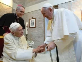 LA SANTE DE BENOIT XVI PREND UN TOURNANT SOUDAIN —- SAÚDE DE BENTO XVI MUDA REPENTINAMENTE —- BENEDICT XVI’S HEALTH TAKES SUDDEN TURN