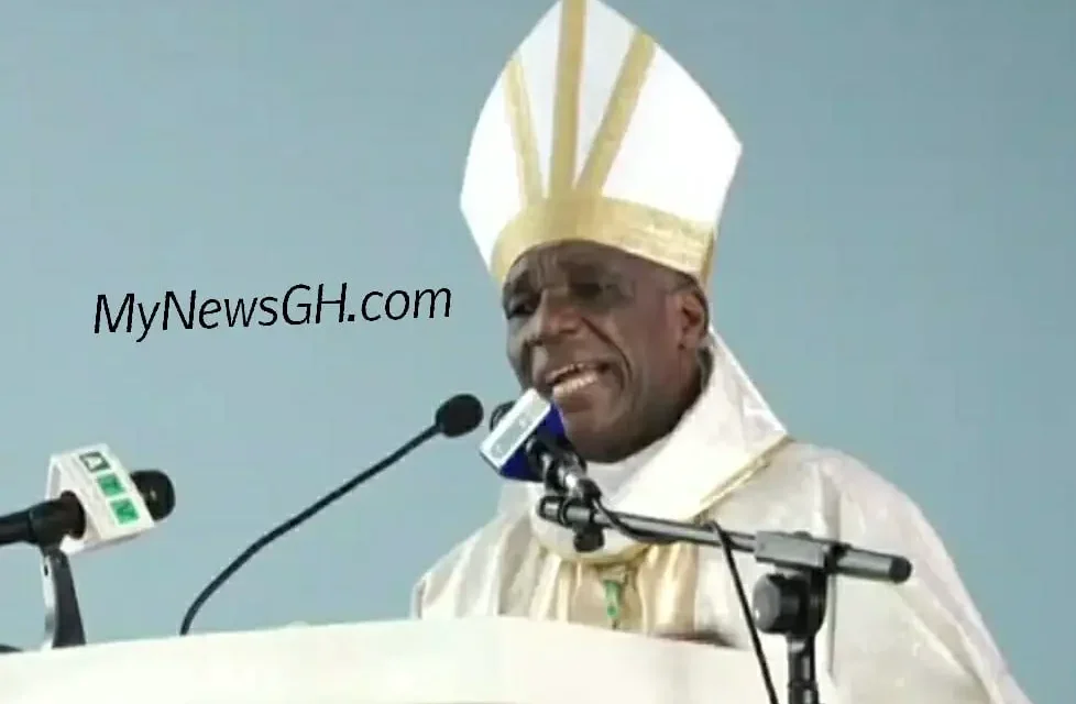 L’ÉVÊQUE, MEMBRE DE RECOWA-CERAO, PREND SA RETRAITE— BISPO MEMBRO DA RECOWA-CERAO SE APOSENTA — RECOWA-CERAO MEMBER BISHOP RETIRES