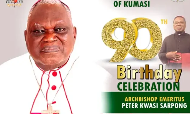 MGR SARPONG CELEBRE PAR L’ÉGLISE AU GHANA—- ARCEBISPO SARPONG CELEBRADO PELA IGREJA EM GANA —- ARCHBISHOP SARPONG CELEBRATED BY THE CHURCH IN GHANA