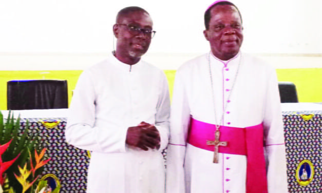 PE. JOE AKA AGORA É BISPO JOSEPH KACOU AKA — PR. JOE AKA EST MAINTENANT EVEQUE JOSEPH KACOU AKA —  FR. JOE AKA IS NOW BISHOP JOSEPH KACOU AKA