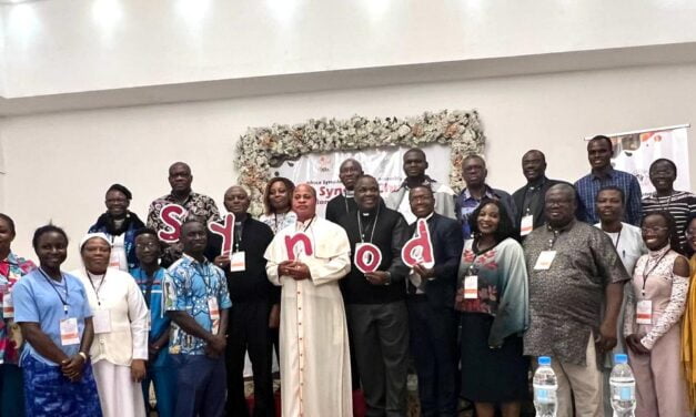 OS BENEFÍCIOS DO PROCESSO SINODAL PARA O CONTINENTE AFRICANO — LES AVANTAGES DU PROCESSUS SYNODAL POUR LE CONTINENT AFRICAIN — THE BENEFITS OF SYNODAL PROCESS FOR AFRICAN CONTINENT