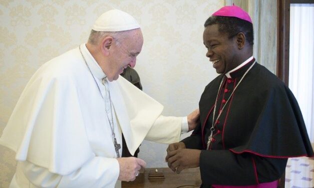 MGR NWACHUKWU NOMME SECRETAIRE DU DICASTERE POUR L’EVANGELISATION— ARCEBISPO NWACHUKWU NOMEADO SECRETÁRIO DO DICASTÉRIO PARA A EVANGELIZAÇÃO— ARCHBISHOP NWACHUKWU APPOINTED SECRETARY OF THE DICASTERY FOR EVANGELIZATION