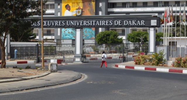 Discrimination religieuse dans les universités de Dakar : les étudiants catholiques protestent — Religious discrimination in Dakar universities: Catholic students protest — Discriminação religiosa nas universidades de Dakar: protesto de estudantes católicos