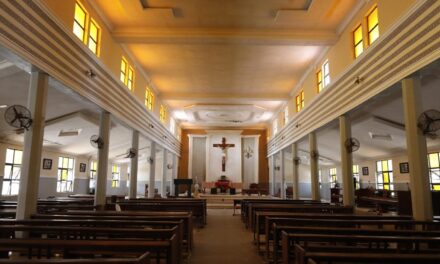 L’espoir et la résilience : l’église St. Francis Xavier rouvre pour Pâques après une attaque terroriste — Hope and Resilience: St. Francis Xavier Church Reopens for Easter After Terror Attack — Esperança e resiliência: Igreja de São Francisco Xavier reabre para a Páscoa após ataque terrorista