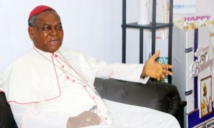 ANOMALIES DANS LES ELECTIONS AU NIGERIA, CRIE LE CARDINAL ONAIYEKAN — ANOMALIAS NAS ELEIÇÕES DA NIGÉRIA, CLAMA CARDEAL ONAIYEKAN—ANOMALIES IN NIGERIA ELECTION, CARDINAL ONAIYEKAN CRIES OUT