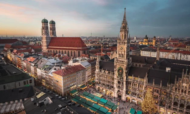 ÊXODO EM MASSA NA IGREJA ALEMÃ — EXODE MASSIF DANS L’ÉGLISE ALLEMANDE — MASS EXODUS IN GERMAN CHURCH