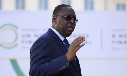 PRESIDENTIAL IN SENEGAL: MACKY SALL AT THE TIME OF CHOICE—PRESIDENCIAL NO SENEGAL: MACKY SALL NO MOMENTO DA ESCOLHA—PRESIDENTIELLE AU SENEGAL : MACKY SALL A L’HEURE DU CHOIX