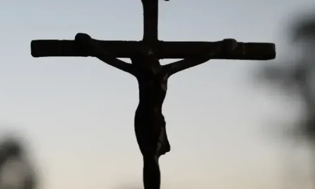 L’ORDRE DES PAUVRES CLERCS REGULIERS DE LA MERE DE DIEU DEMANDE PARDON —ORDEM DOS POBRES CLÉRIGOS REGULARES DA MÃE DE DEUS PEDE PERDÃO —ORDER OF POOR CLERICS REGULAR OF THE MOTHER OF GOD SEEK PARDON