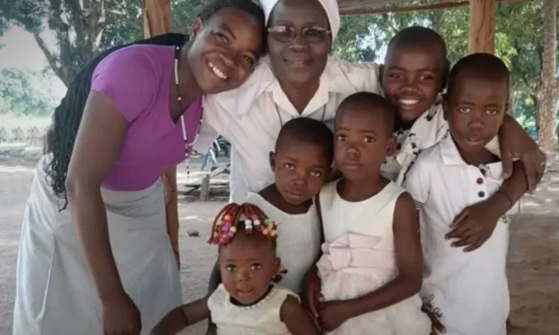 ÁFRICA É LISTADA COMO A PRINCIPAL BENEFICIÁRIA DAS DOAÇÕES DE AJUDA PARA A IGREJA EM NECESSIDADE DE 2022—-L’AFRIQUE FIGURE SUR LA LISTE DES PRINCIPAUX BENEFICIAIRES DES DONS D’AIDE A L’ÉGLISE EN DETRESSE DE 2022—AFRICA LISTED AS TOP BENEFICIARY OF 2022 AID TO THE CHURCH IN NEED DONATIONS