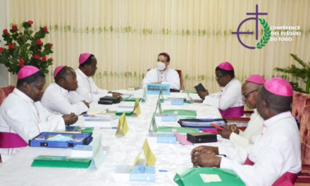 SOLIDARITE ET PRIERES POUR LA PAIX : LE TOGO SE RASSEMBLE EN FAVEUR DU NIGER — SOLIDARITY AND PRAYERS FOR PEACE: TOGO UNITES IN FAVOR OF NIGER — SOLIDARIEDADE E ORAÇÕES PELA PAZ: TOGO SE UNE A FAVOR DO NIGER