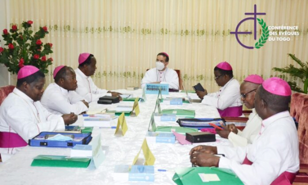 SOLIDARITE ET PRIERES POUR LA PAIX : LE TOGO SE RASSEMBLE EN FAVEUR DU NIGER — SOLIDARITY AND PRAYERS FOR PEACE: TOGO UNITES IN FAVOR OF NIGER — SOLIDARIEDADE E ORAÇÕES PELA PAZ: TOGO SE UNE A FAVOR DO NIGER