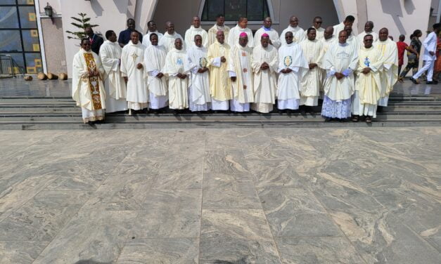 RECOWA – CERAO CELEBRA JUBILEU— RECOWA – CERAO CÉLÈBRE SON JUBILÉ— RECOWA-CERAO CELEBRATES JUBILEE