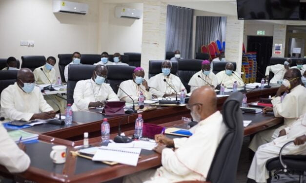 GHANA CATHOLIC BISHOPS’ CONFERENCE CALLS FOR REFORMS TO OVERCOME CURRENT CHALLENGES — LA CONFÉRENCE DES ÉVÊQUES CATHOLIQUES DU GHANA APPELLE À DES RÉFORMES POUR SURMONTER LES DÉFIS ACTUELS—CONFERÊNCIA DOS BISPOS CATÓLICOS DE GANA PEDE REFORMAS PARA SUPERAR OS DESAFIOS ATUAIS