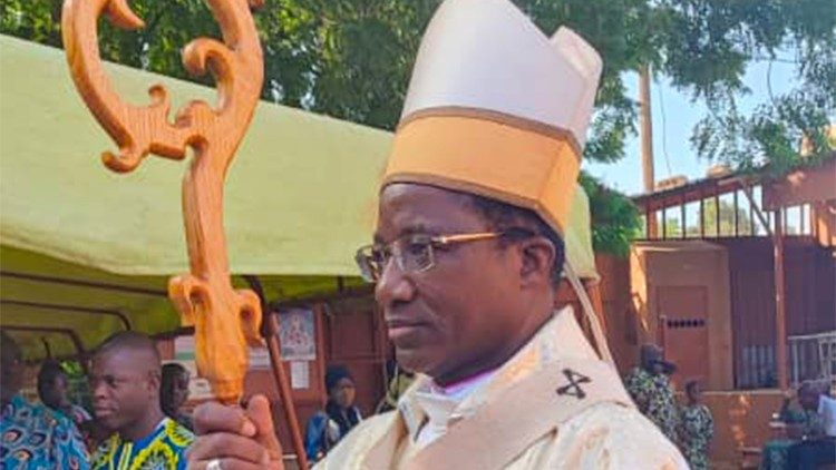 MGR LAURENT LOMPO REFLECTS ON THE CHURCH IN NIGER IN 2023 AND CALLS FOR PEACE IN SECURITY