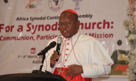 CONGRESSO SOBRE EDUCAÇÃO EM ÁFRICA TERMINA EM ABIDJAN — LE CONGRÈS SUR L’ÉDUCATION EN AFRIQUE SE TERMINE À ABIDJAN — CONGRESS ON EDUCATION IN AFRICA ENDS IN ABIDJAN