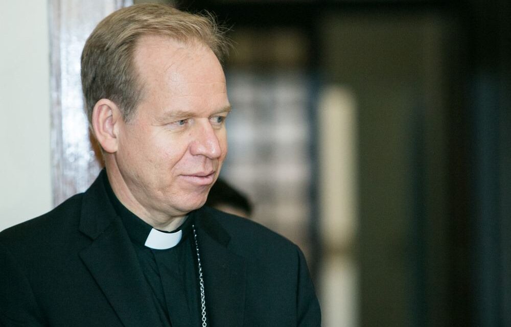 LES DISSENSIONS AU SEIN DU CONSEIL DES CONFERENCES ÉPISCOPALES D’EUROPE SUR LA BENEDICTION DES COUPLES DE MEME SEXE