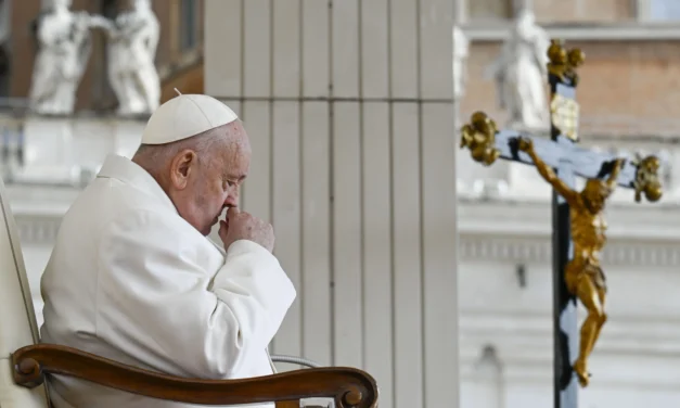 THE POPE SENDS A WARNING NOTE TO VLADIMIR PUTIN