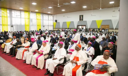 US BISHOPS PROMISE TO KEEP ASSISTING AFRICAN CHURCH