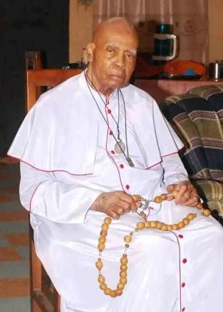NIGERIA’S OLDEST CATHOLIC PRIEST OLEGHE DIES AT 104