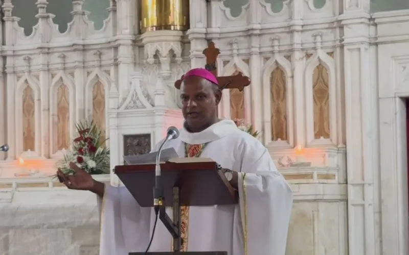 BISHOP DURHÔNE HAILS ELECTION IN MAURITIUS