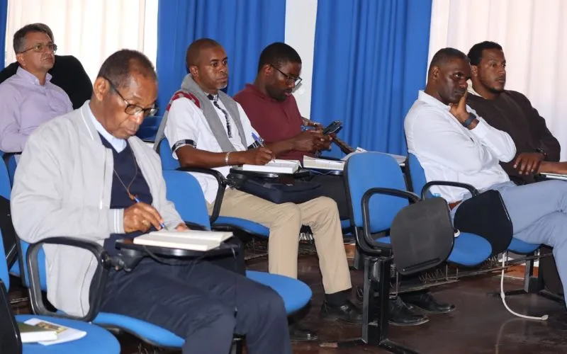 PRIESTLY MINISTRY “REQUIRES CONSTANT RENEWAL